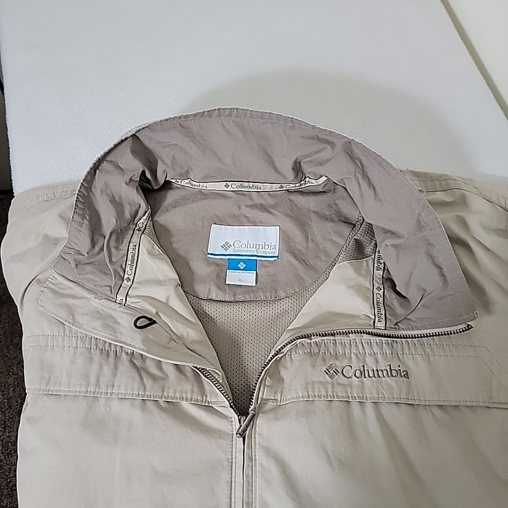 Columbia Men's Beige W/ Zipper Pockets Zip Jacket XL - Picture 8 of 15